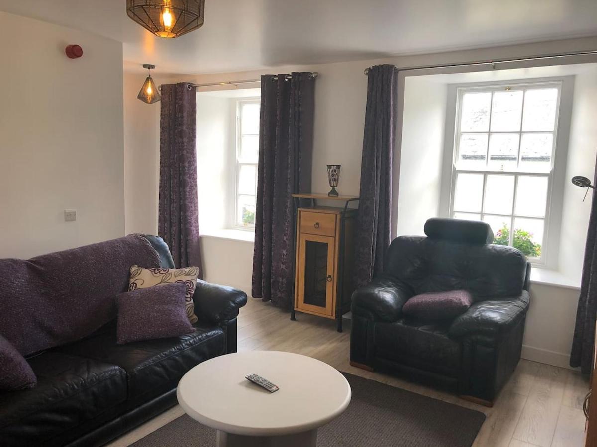 Perfect Apartment In Ideal Location Ennistimon Buitenkant foto